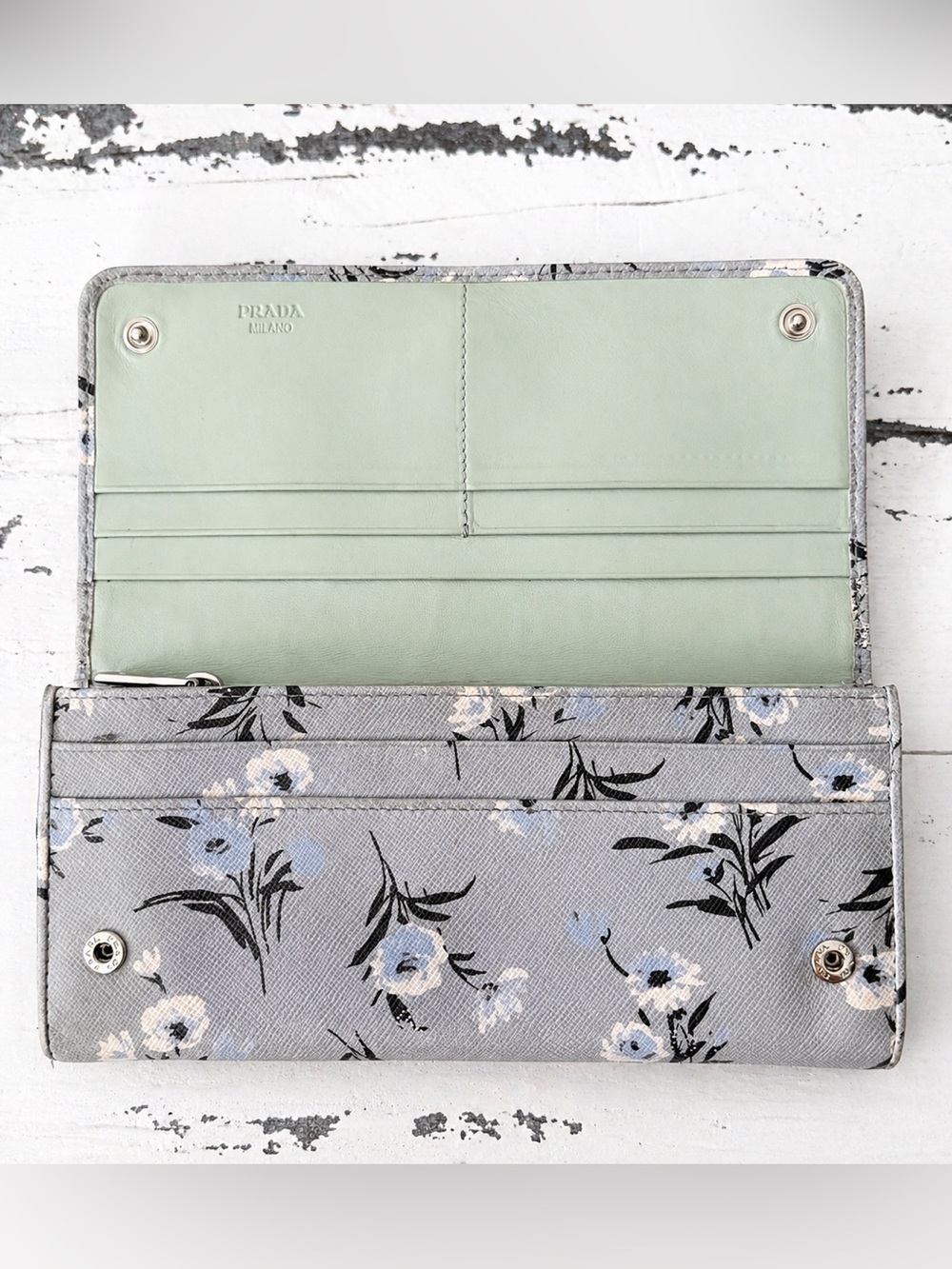 Prada Floral Saffiano Leather Wallet - Light Gray & Cream - Picture 5 of 8